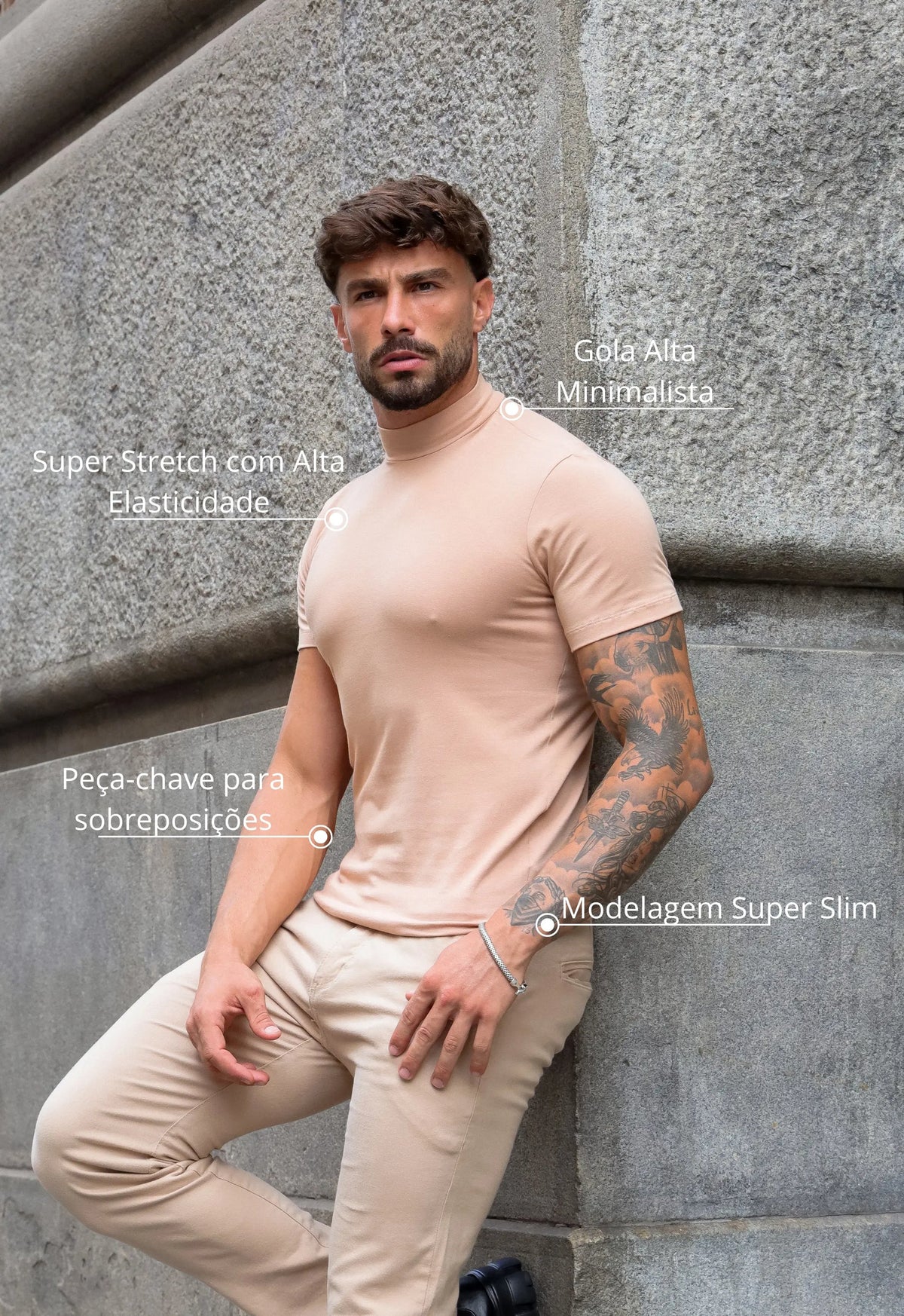 Camiseta Slim Gola Alta Bege | MAGNO