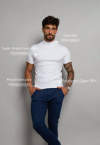 Camiseta Slim Gola Alta Branca | MAGNO