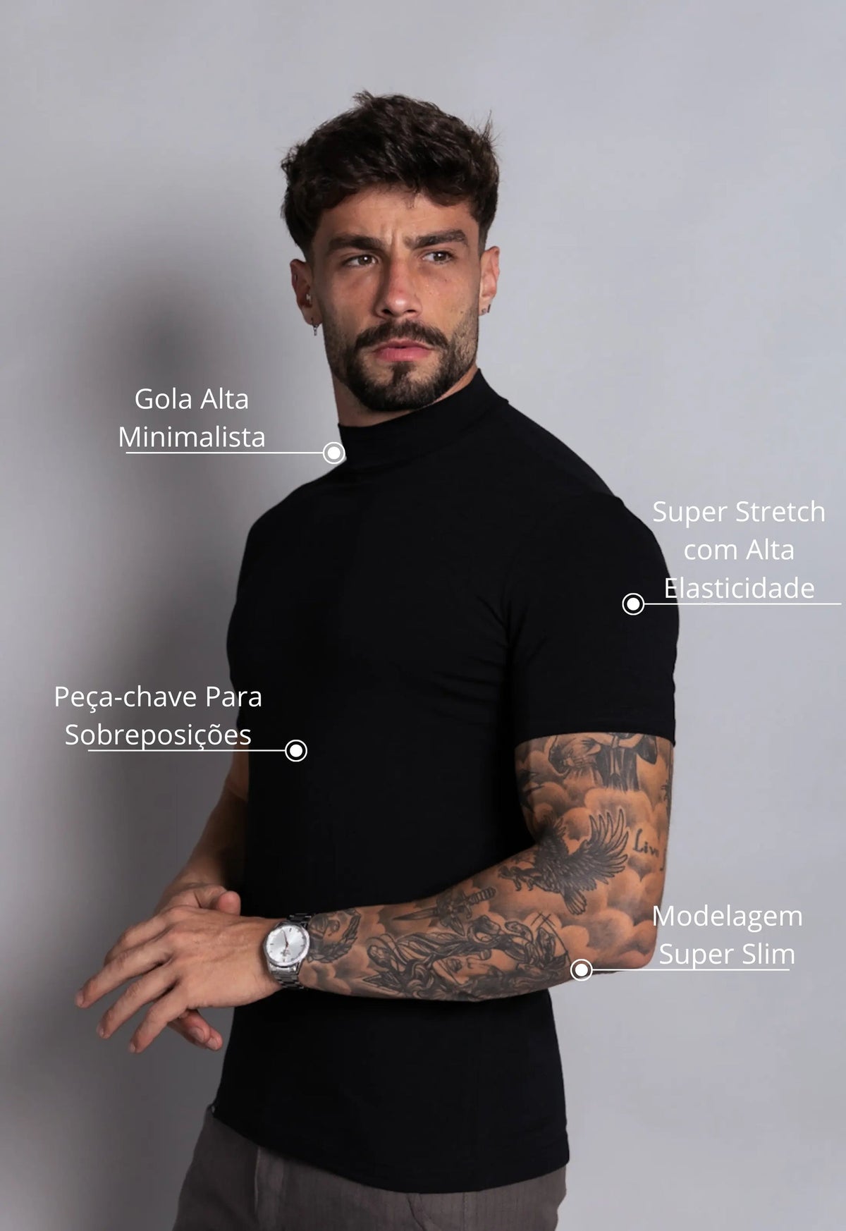 Camiseta Slim Gola Alta Preta | MAGNO